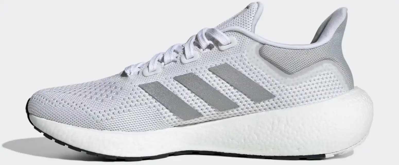 Adidas Pureboost 22 - GW0906 Cloud White / Silver Metallic / Core Black