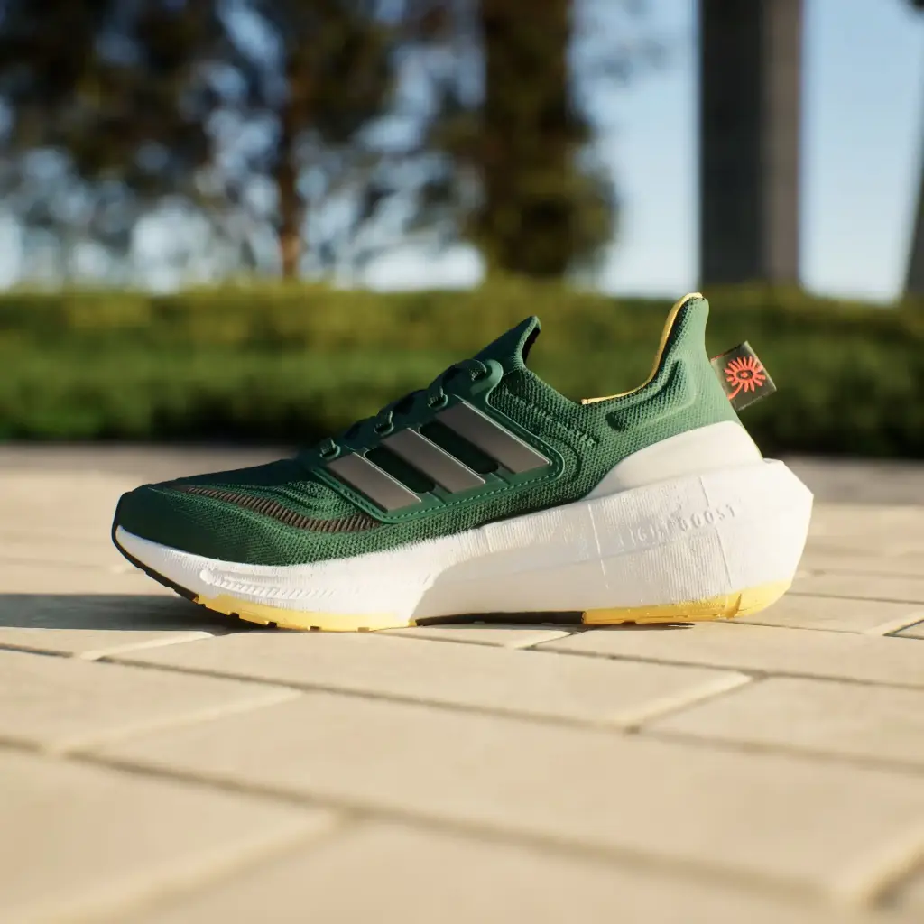 Giày Adidas Ultraboost Light - IE5831 Xanh Lá (Collegiate Green / Iron Metallic / Spark)