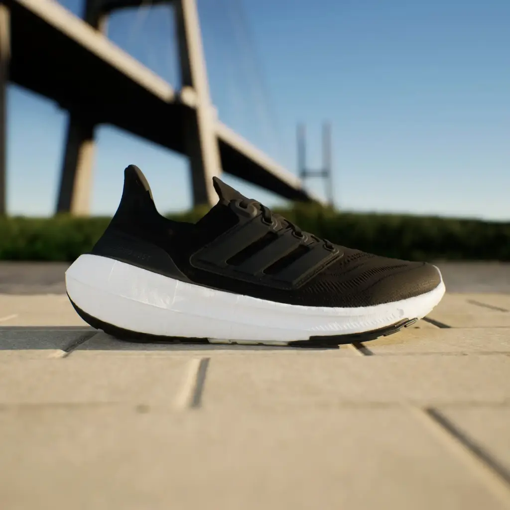 Giày Adidas Ultraboost Light - GY9351 Core Black / Core Black / Crystal White