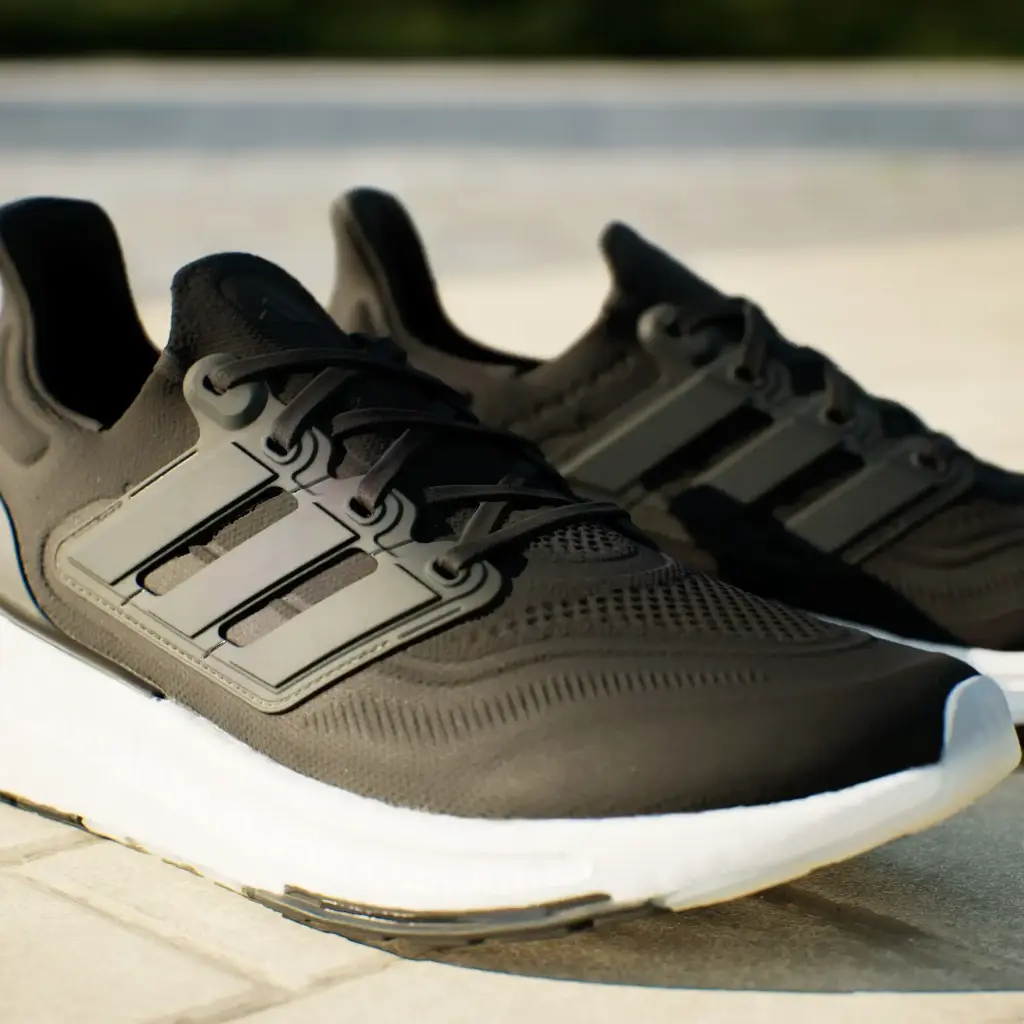 Giày Adidas Ultraboost Light - GY9351 Core Black / Core Black / Crystal White