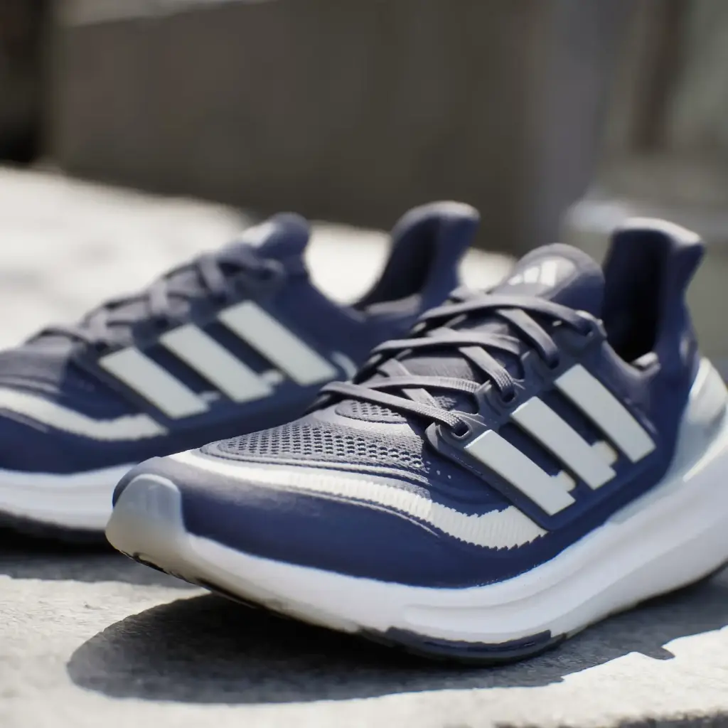 Giày Adidas Ultraboost Light - HP9203 Dark Blue / Cream White / Core Black