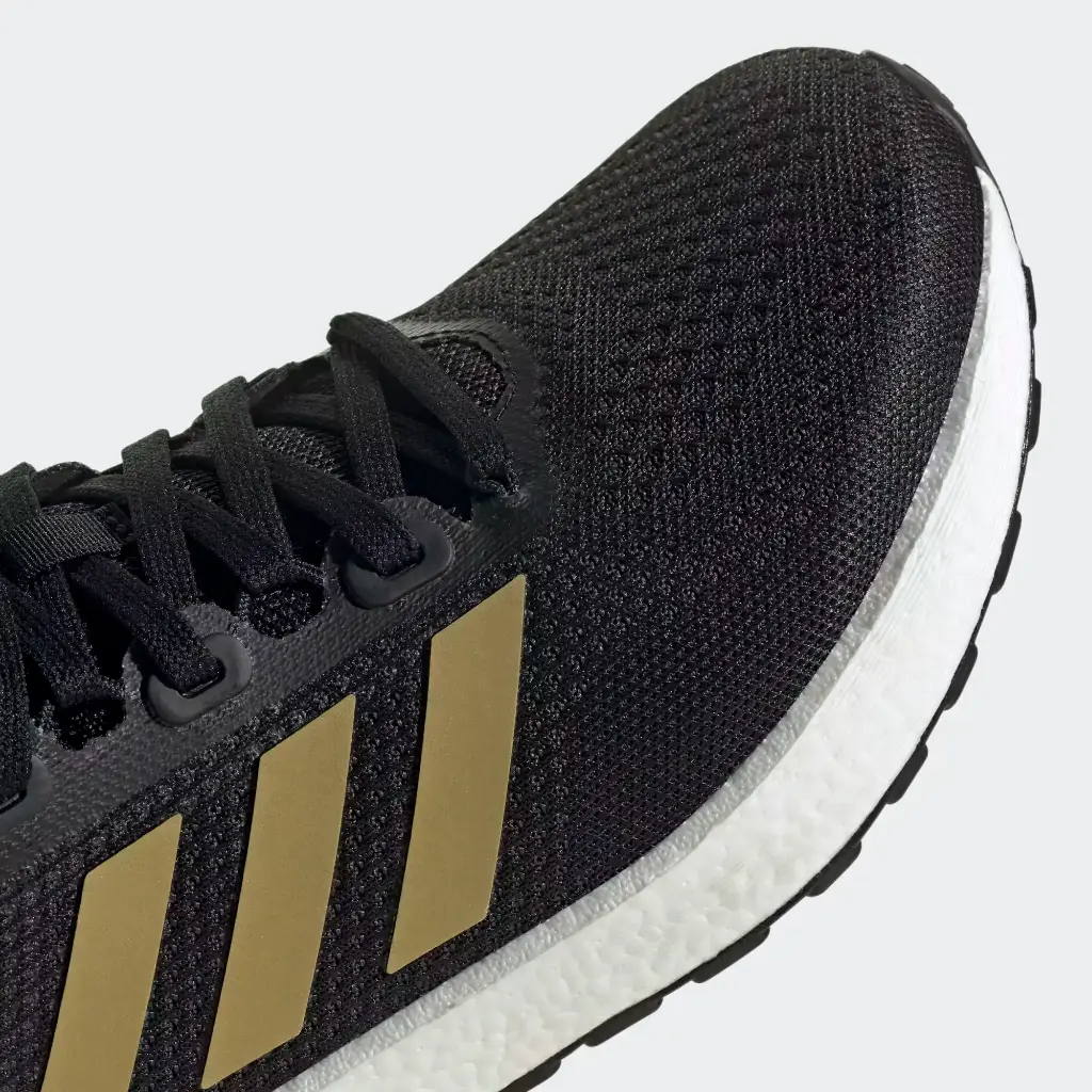 Giày Adidas Pureboost 22 - GW0907 Core Black / Gold Metallic / Carbon