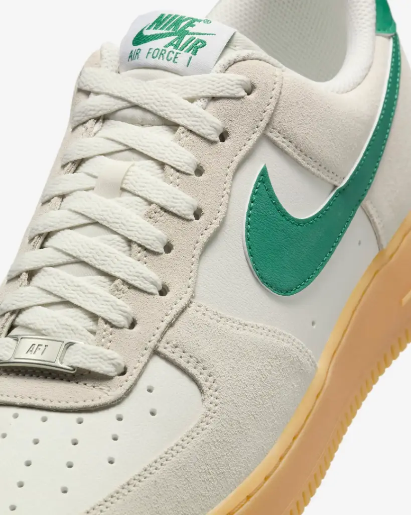 Giày Nike Air Force 1 '07 LV8 - FQ8714-001 Phantom / Summit White / Malachite