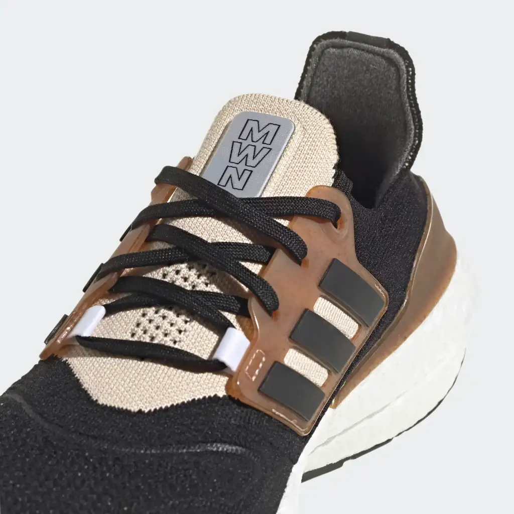 Giày Adidas Ultraboost 22 - HQ3536 - Đen (Core Black / Wonder Taupe)