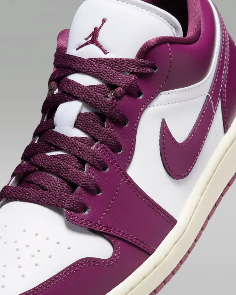 Giày Nike Air Jordan 1 Low - DC0774-161 White / Sail / Bordeaux