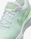 Nike Invincible 3 - DR2660-104 White / Barely Green / Green Glow / Vapor Green