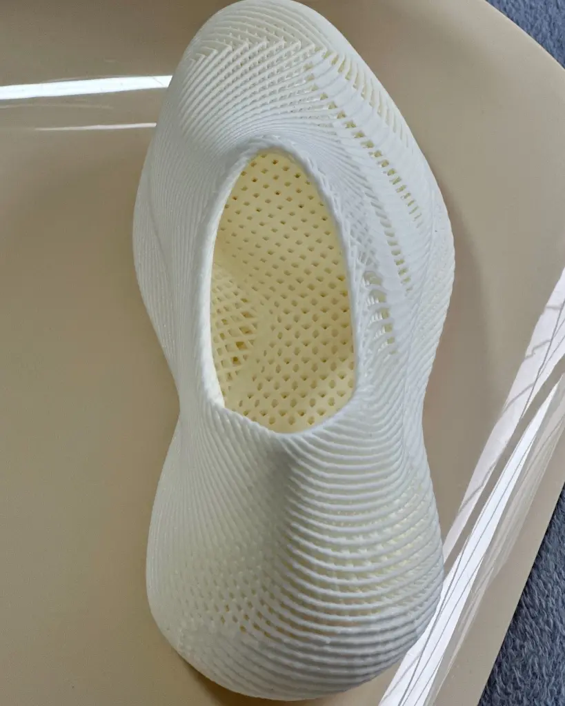 Adidas-Climacool-3D-Off-White-JQ8739-18.webp