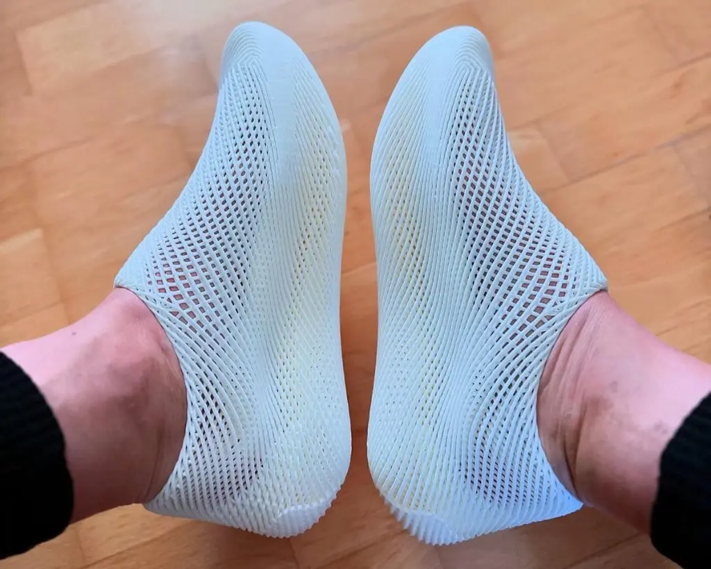 Adidas-Climacool-3D-Off-White-JQ8739-21.webp