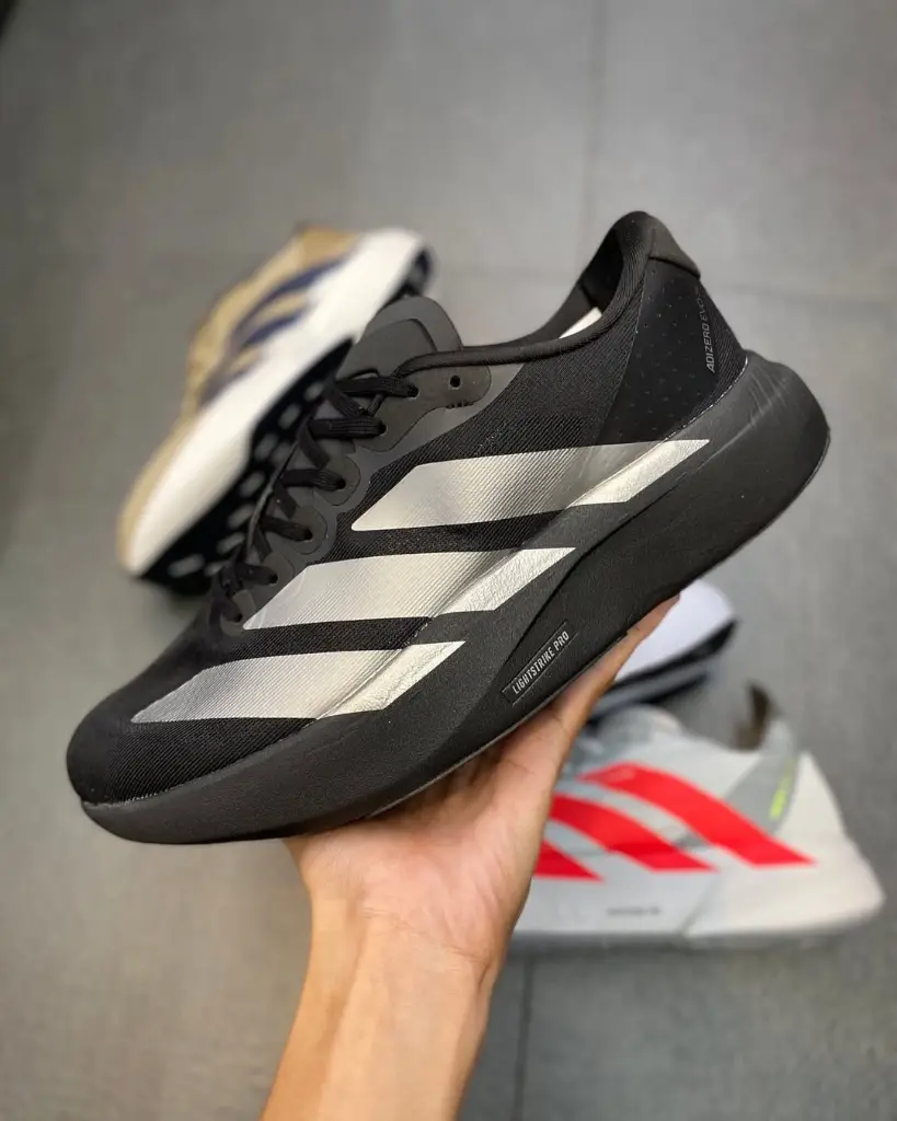 Adidas-Adizero-EVO-SL-Den-Core-Black-Iron-Metallic-Core-Black- Ma-Code-JP7147-14.webp