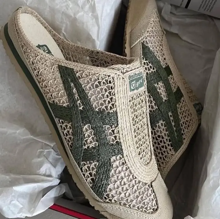 Onitsuka-Tiger-MEXICO-66-SABOT-BEIGE-GREEN-Style-code-1183C123-252-10.webp