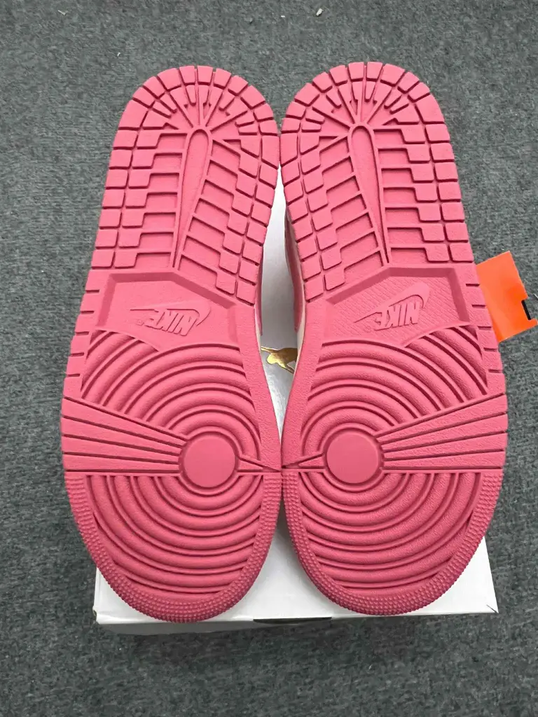 Nike-Air-Jordan-1-Low-Sail-Guava-Ice-Pink-Salt-DC0774-109-12.webp